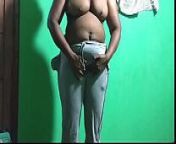 exposed big indian bhabi boobs from අක්කා කෙනෙක් මල්ලි එක්ක ෂේක්ස් කරකවා