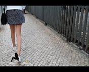 CANDID TEEN WALKING DOWN THE STREET &ndash; VOYEUR - CANDID CURLY BEAUTY from candid gils spy changing