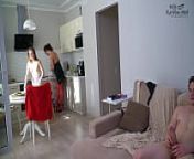 Behind the scenes. Stepmom and Stepdaughter do porn! Wife Karolina bitch, Maya Bee, Tim Monster Cock from bee sex gi