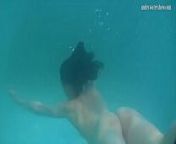Super hot underwater swimming babe Rusalka from sunny leon naked pool net