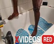 Feet Fetish xvideos Taking a Shower Posing from 足浴少婦