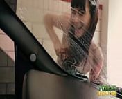 PUBLIC HANDJOBS Chloe Skyy and her hot friends and twerkin' at the carwash from hot couple cold car