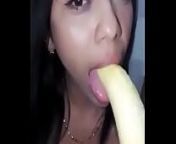 Se masturba con un platano from vk com videos
