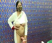 Very Sexy Desi Aunty Sex With a Large Dildo from türk dul teyze sex