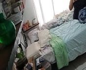 Milf madurita haciendo limpieza en su cuarto 1 from voyeur cleaning