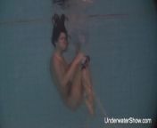 Erotic underwater show of Natalia from daylight pool nudist family