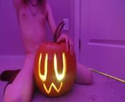 Cute amateur trans girl creampies Halloween pumpkin from nude salwar solo
