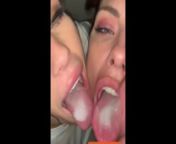 This vídeo was in my boyfriend’s Mobile, she is my step sister, BLUEEYES, CUM from www small bo