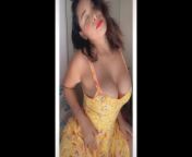 Tiktok yellow dress , funny and sexy girl play alone with visits from kajal agarval no drees